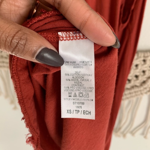 Splendid Razorback Frayed Hem Tank - Picture 6 of 7